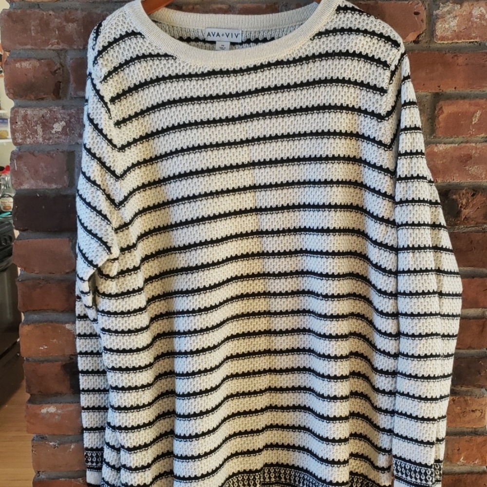 Black and white striped sweater. 2x